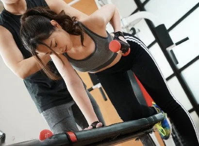 Hai người này phang nhau thỏa thích
